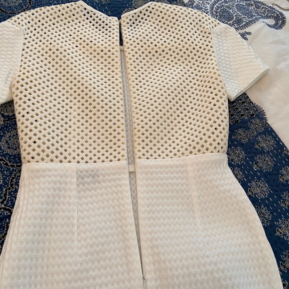 Knee Length Dress (Sz 6) - Picture 5 of 11